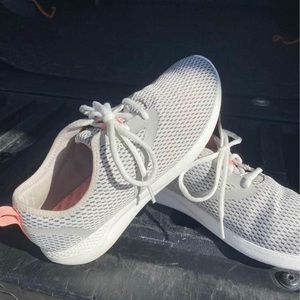 Womens Crocs Sneakers size 9W